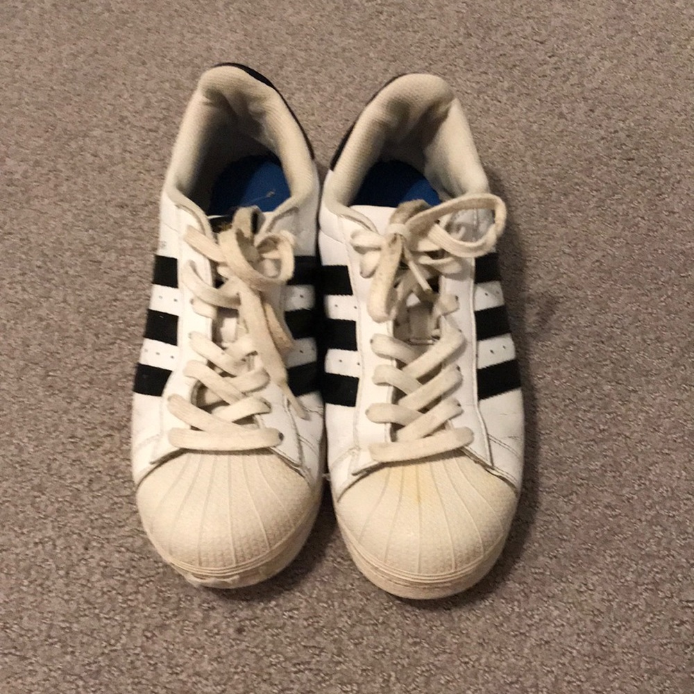 ADIDAS SNEAKERS